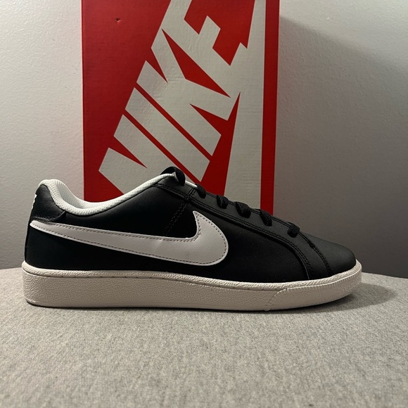 Nike Other - Nike Court Royale Black White Sneaker Men’s Shoe Size 10 749747-010​